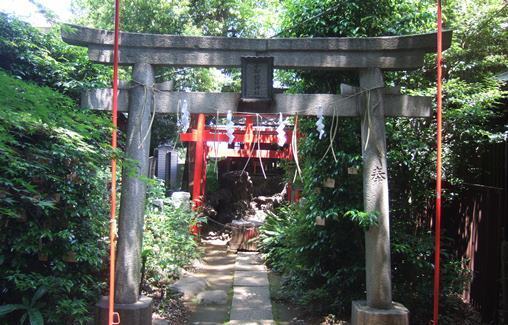 椎名町7・小柳稲荷神社.jpg