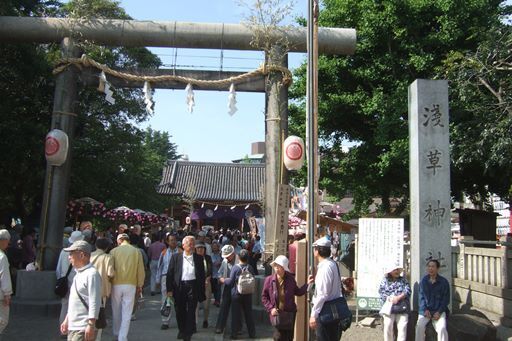 浅草9・浅草神社鳥居.jpg